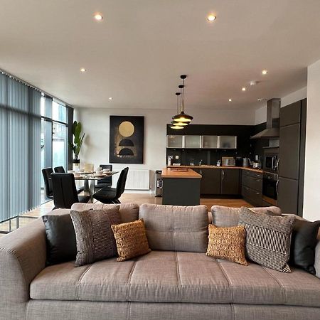 Stunning Apartment At Glasgow Hydro & Secc - Glasg Buitenkant foto